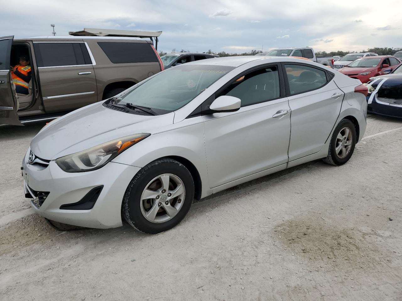 HYUNDAI ELANTRA SE 2015