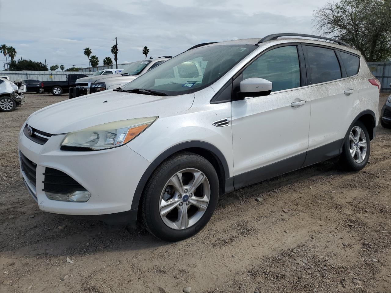 FORD ESCAPE SE 2015