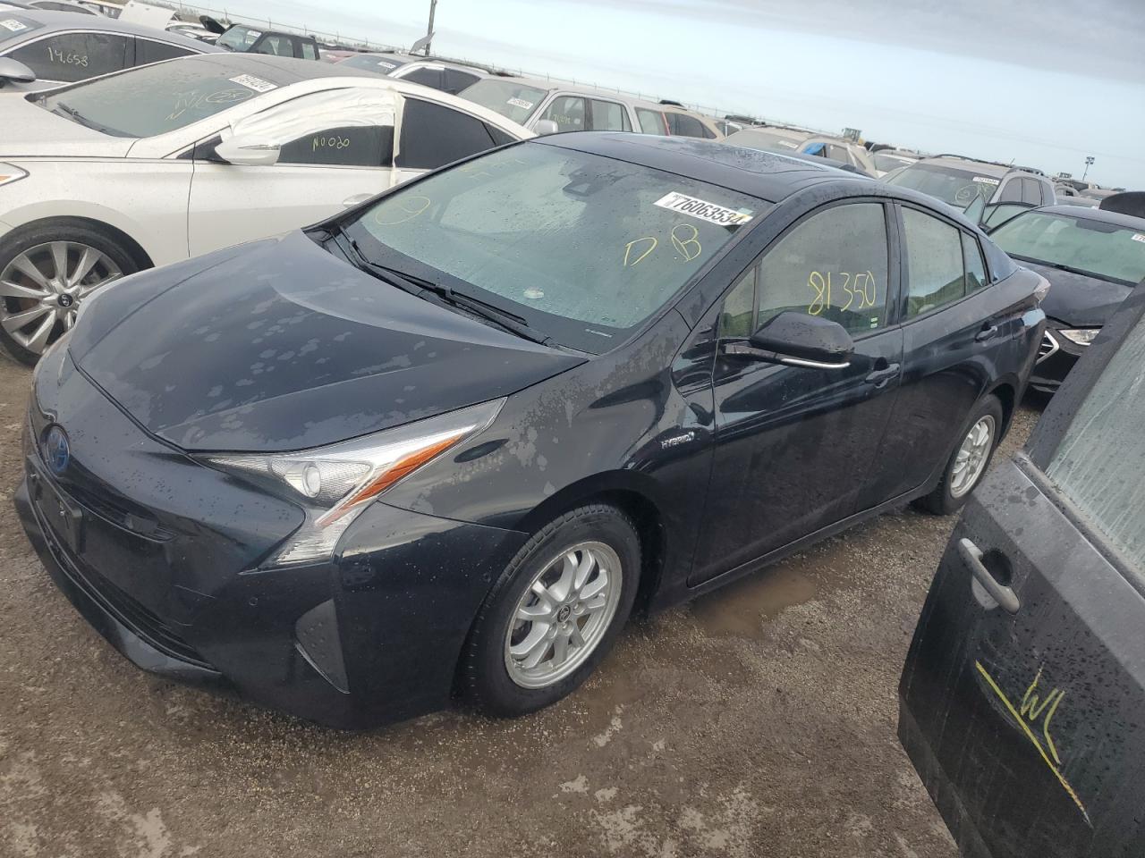TOYOTA PRIUS 2016