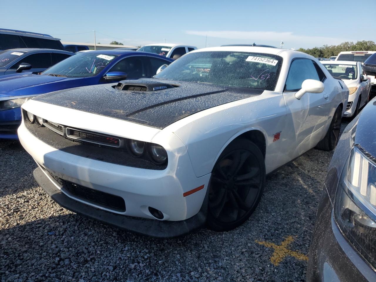 DODGE CHALLENGER 2015