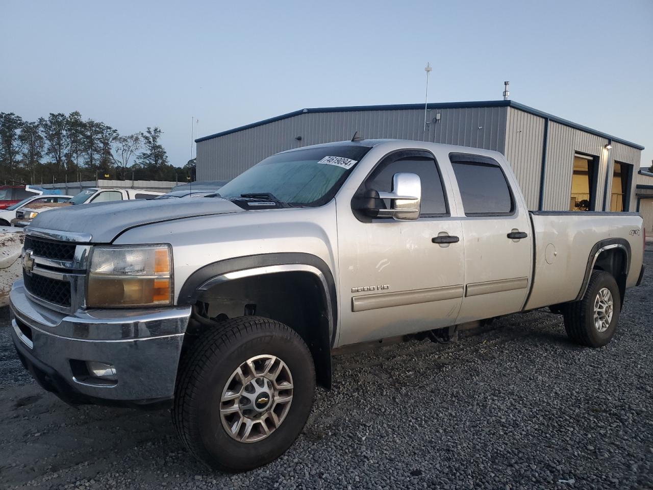 CHEVROLET SILVERADO 2011