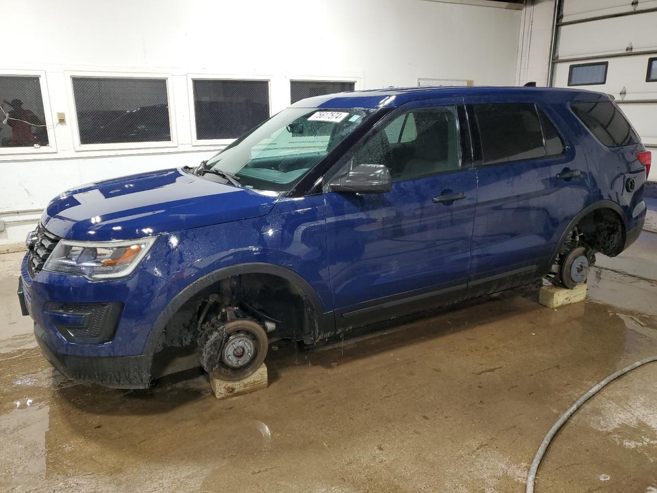 FORD EXPLORER P 2017