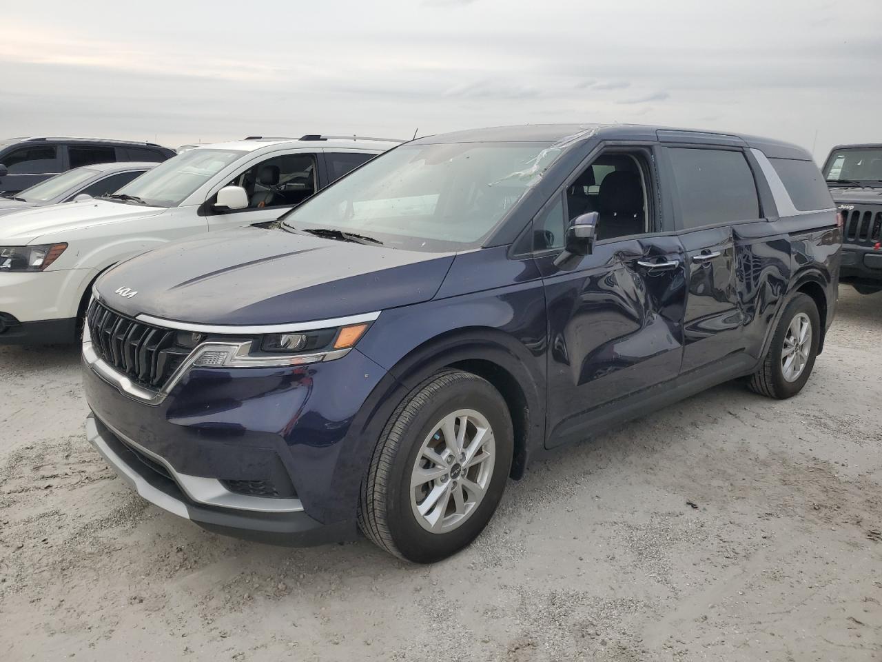 KIA CARNIVAL L 2023