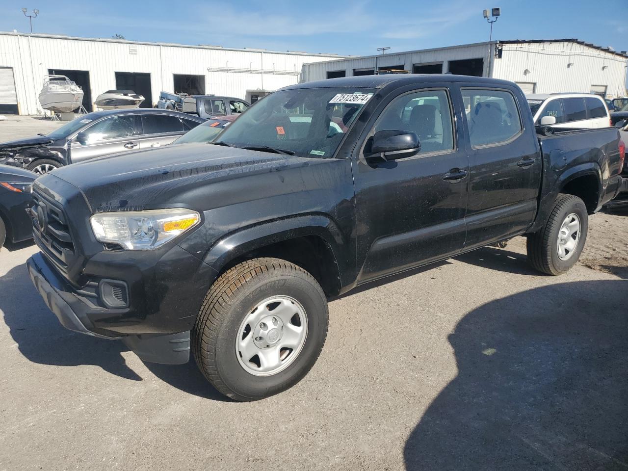 TOYOTA TACOMA DOU 2018