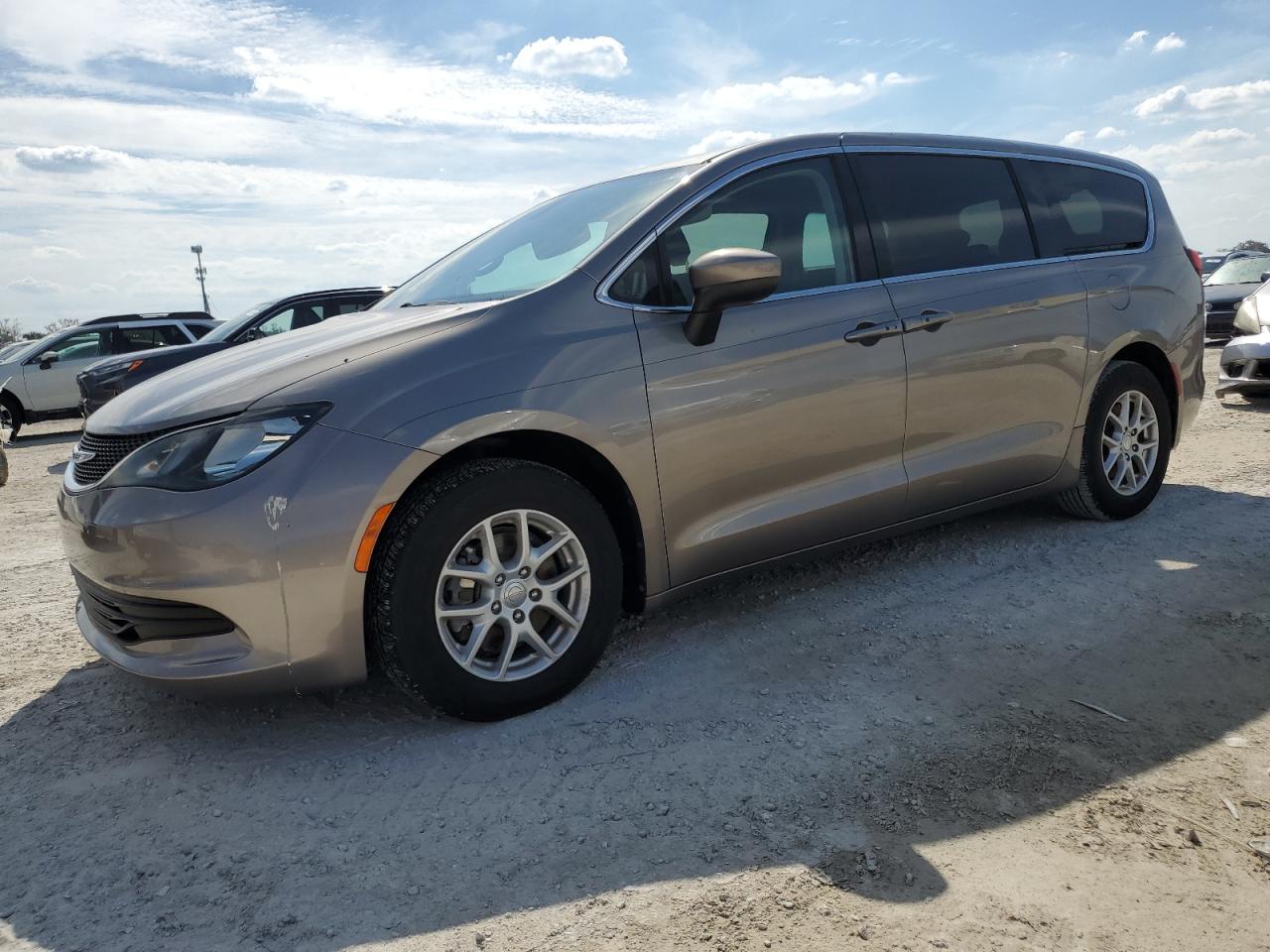 CHRYSLER PACIFICA T 2017