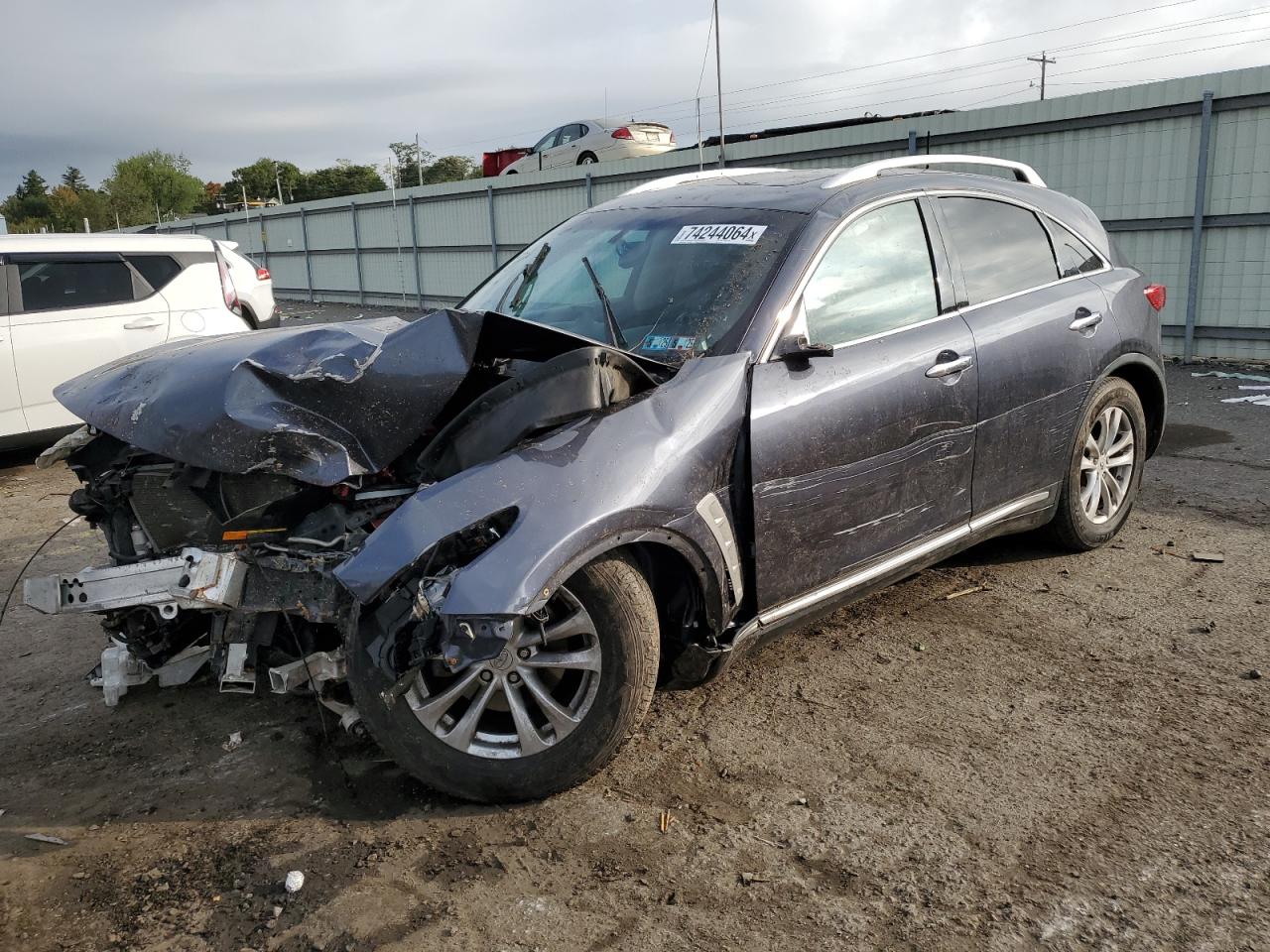 INFINITI FX35 2010
