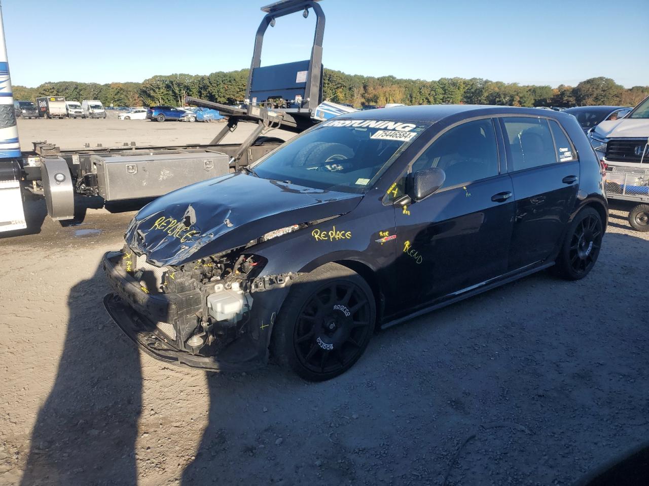 VOLKSWAGEN GTI 2015