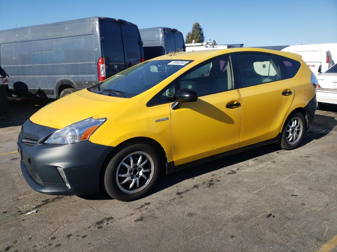 TOYOTA PRIUS V 2012