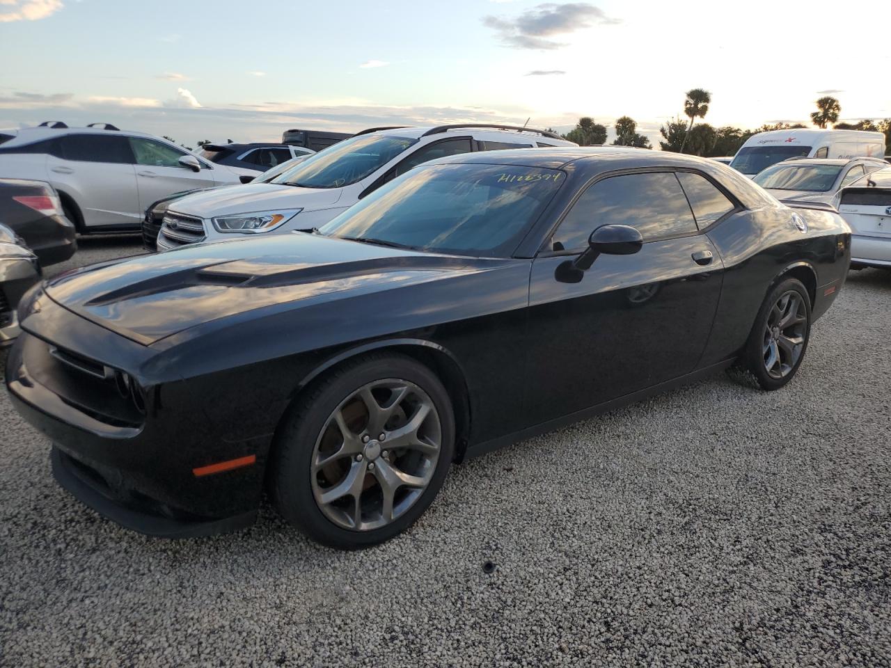 DODGE CHALLENGER 2016
