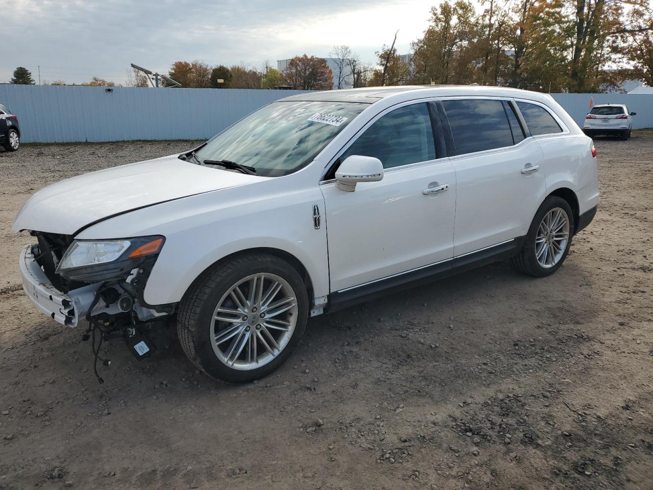 LINCOLN MKT 2019
