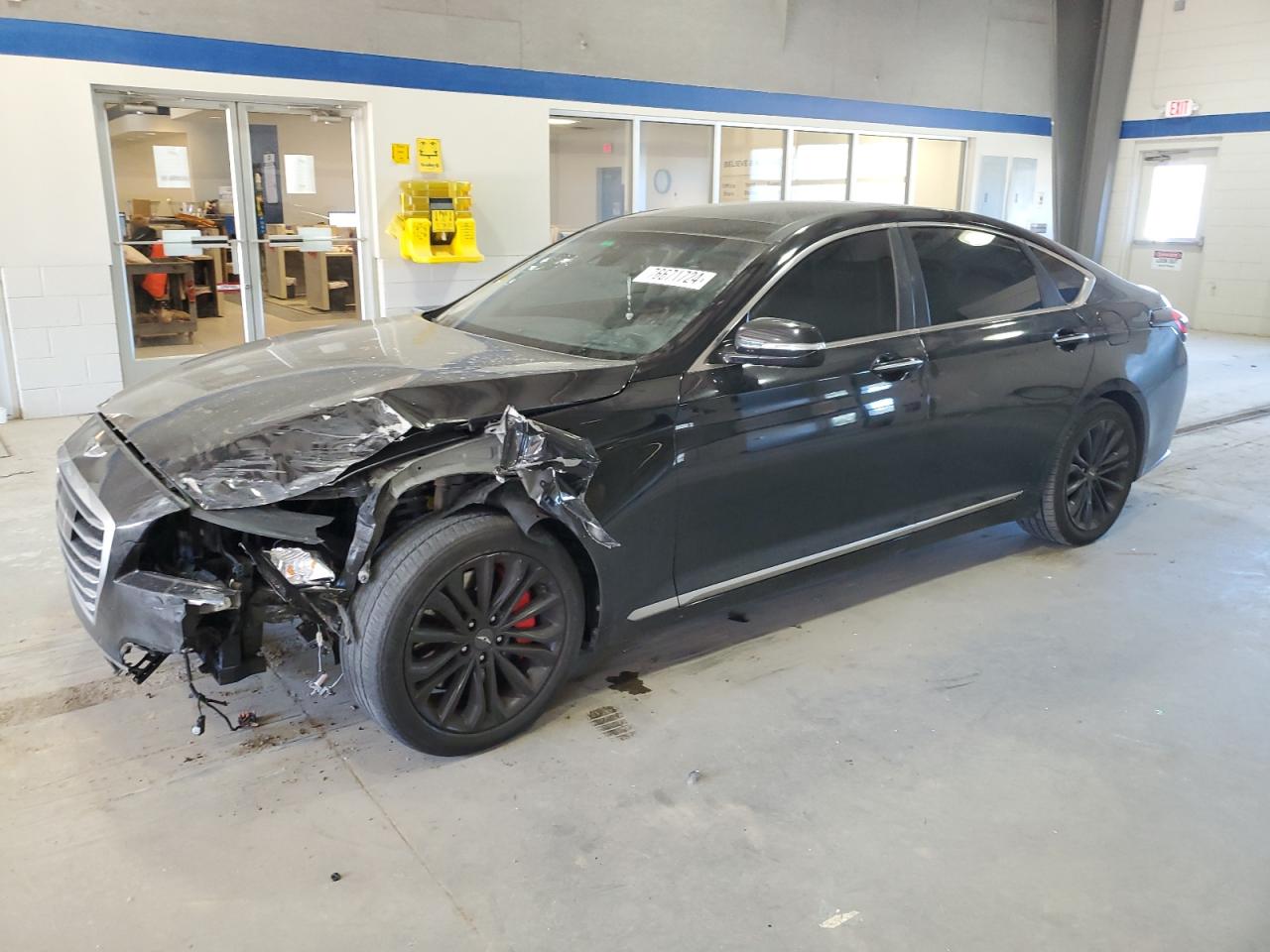 HYUNDAI GENESIS 3. 2016