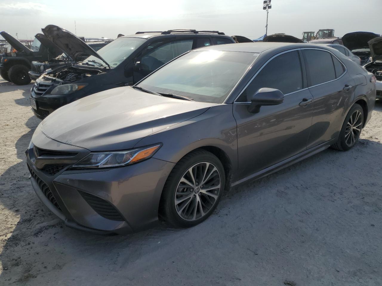 TOYOTA CAMRY SE 2020