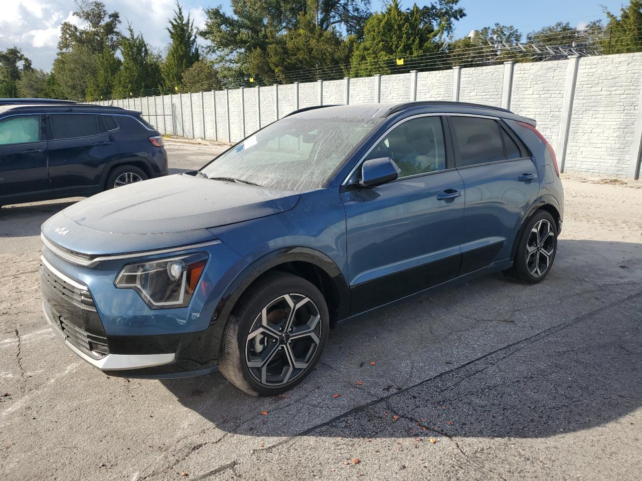 KIA NIRO EX 2024
