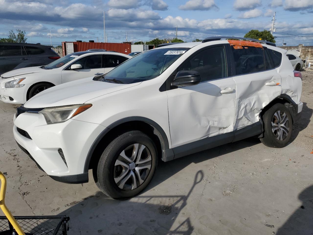 TOYOTA RAV4 LE 2017