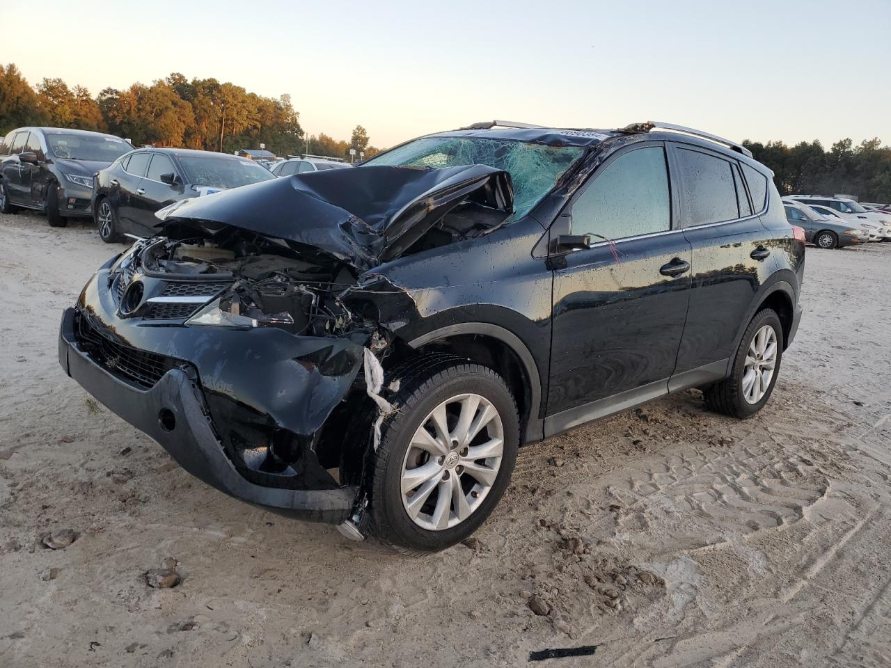 TOYOTA RAV4 LIMIT 2015