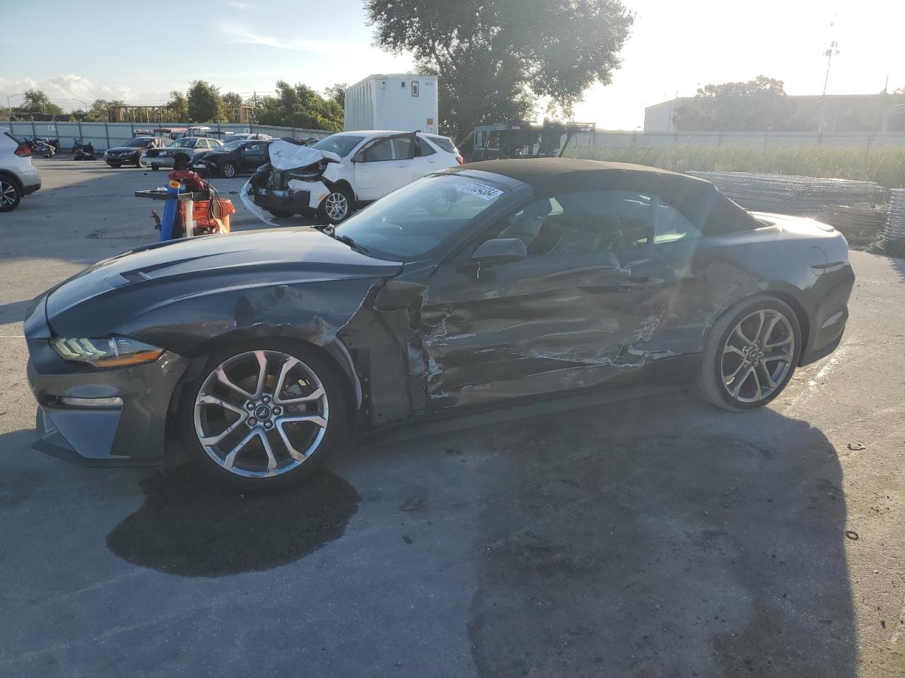 FORD MUSTANG 2020