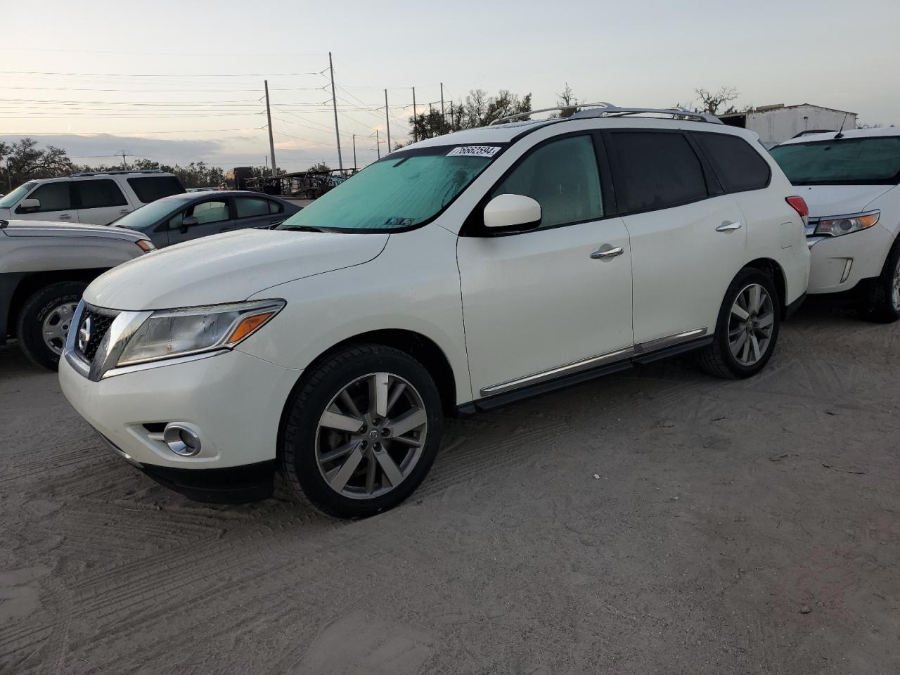 NISSAN PATHFINDER 2016