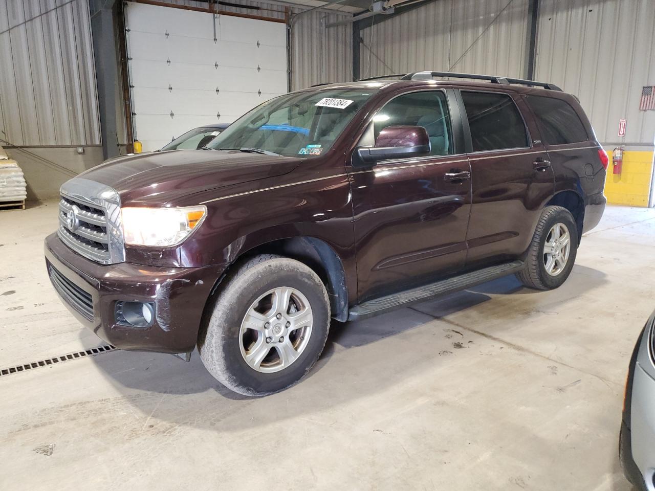 TOYOTA SEQUOIA SR 2012