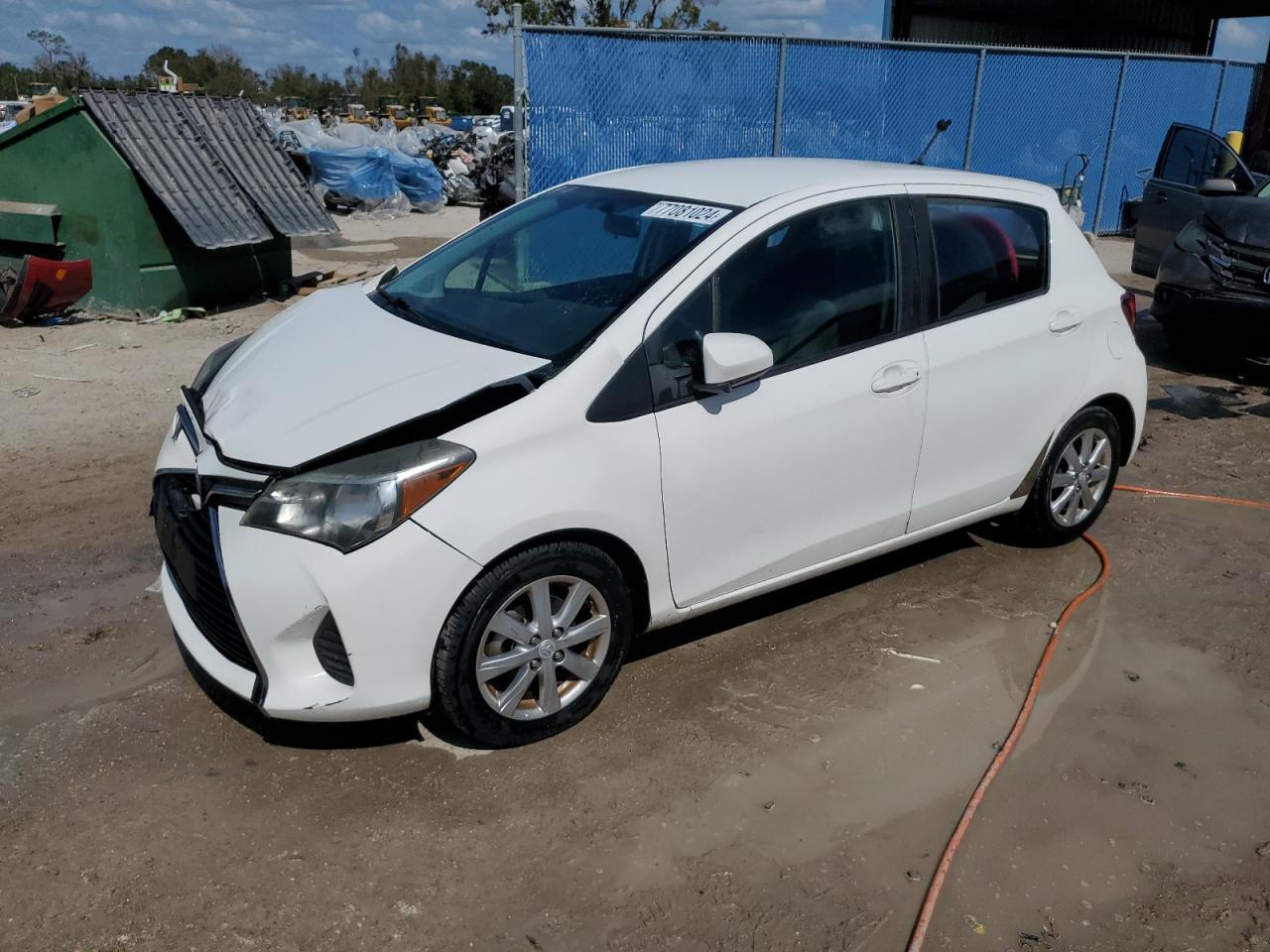 TOYOTA YARIS 2015