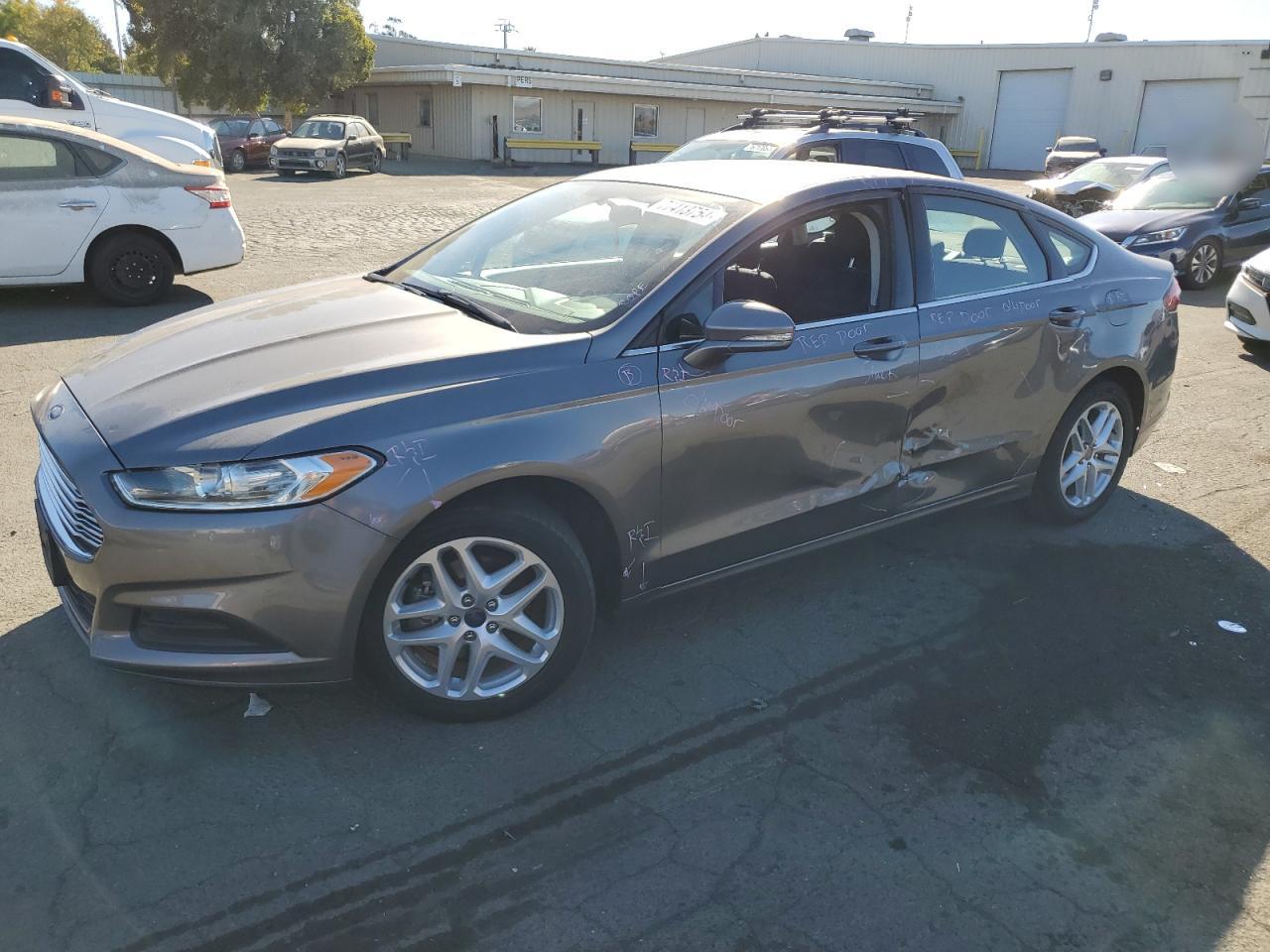 FORD FUSION SE 2014