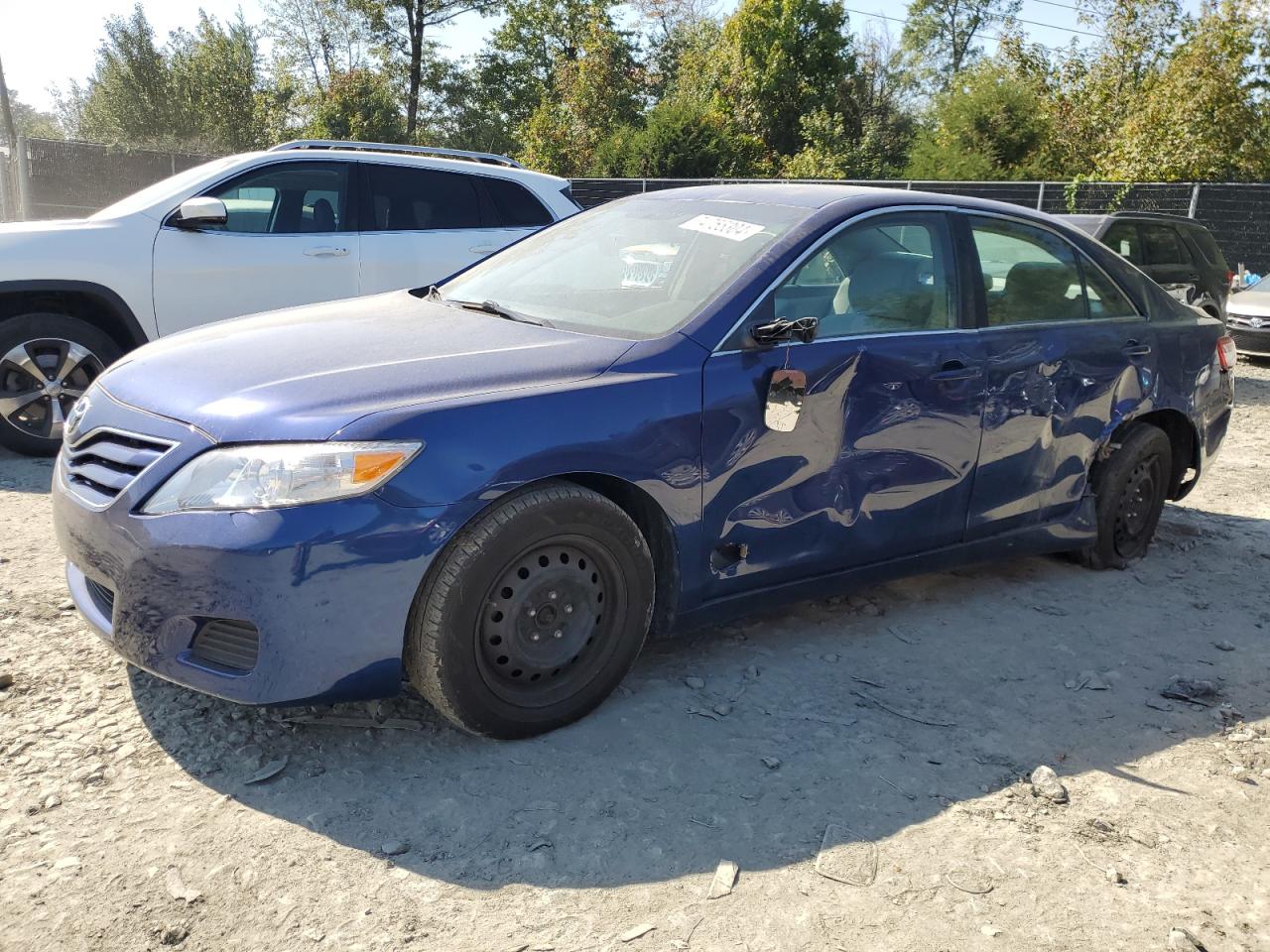 TOYOTA CAMRY BASE 2011