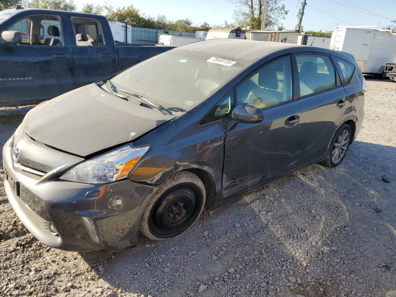 TOYOTA PRIUS V 2013