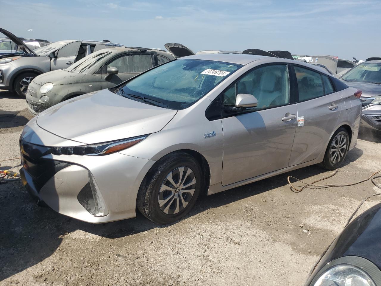 TOYOTA PRIUS PRIM 2020