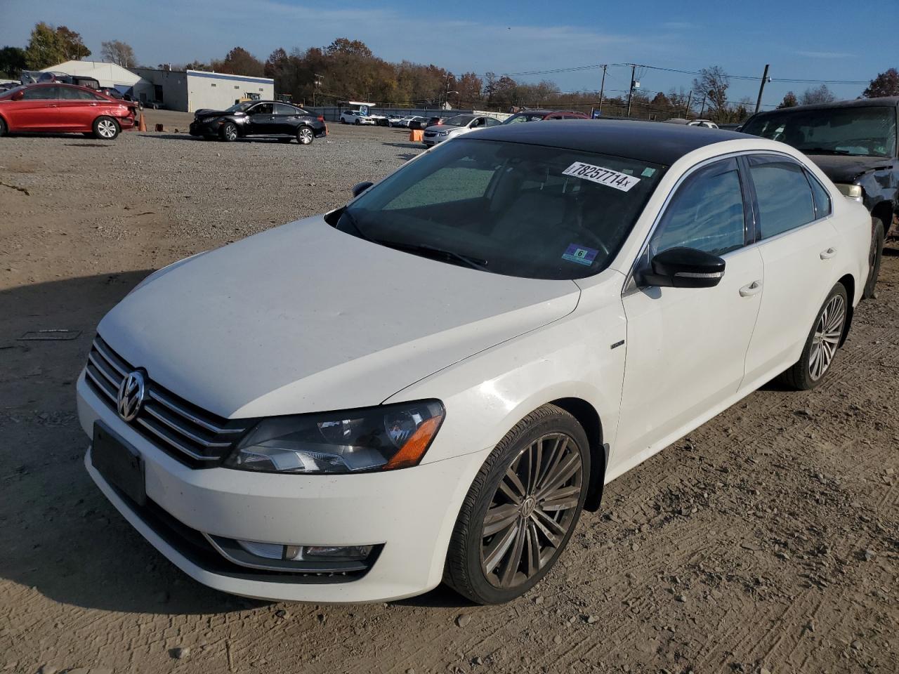 VOLKSWAGEN PASSAT SE 2015