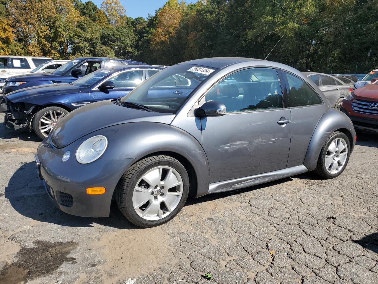 VOLKSWAGEN NEW BEETLE 2004