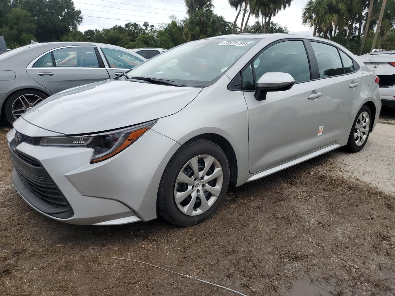 TOYOTA COROLLA LE 2024