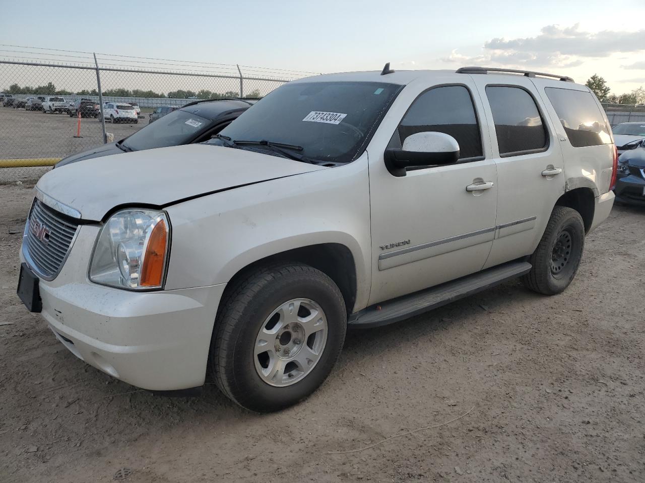 GMC YUKON SLT 2012