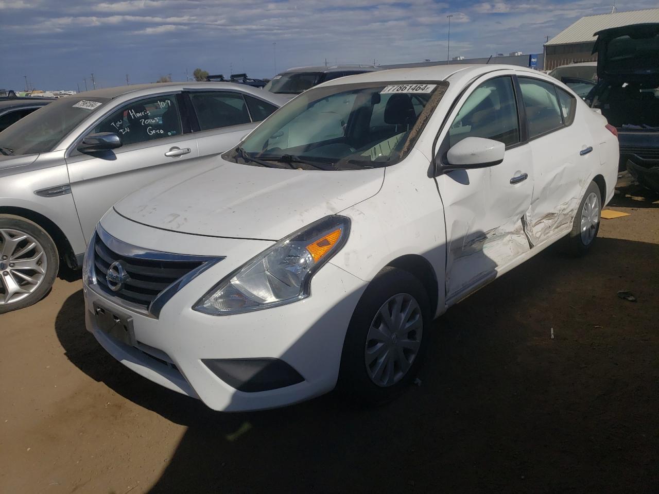 NISSAN VERSA 2017