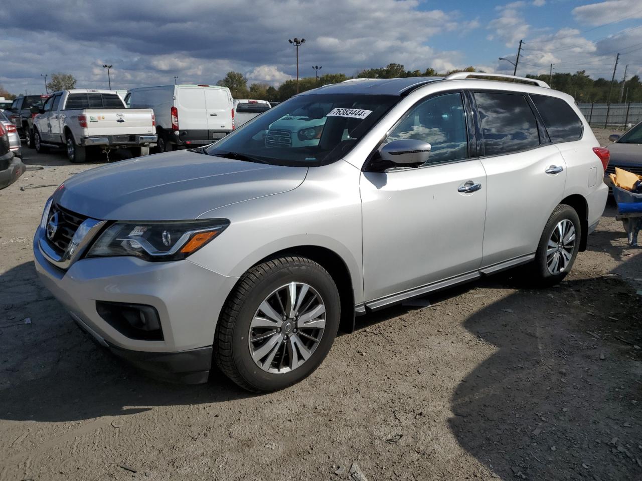 NISSAN PATHFINDER 2017