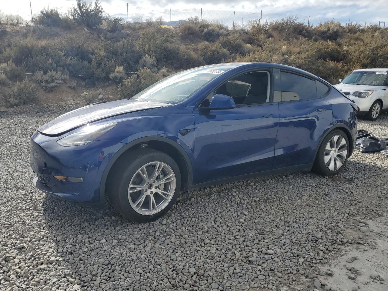 TESLA MODEL Y 2024