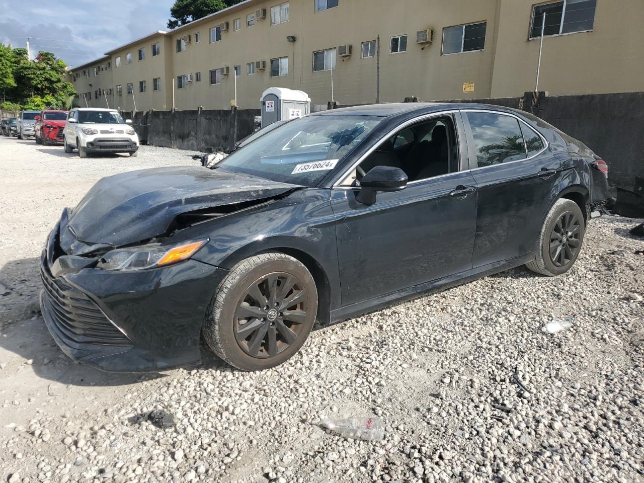 TOYOTA CAMRY LE 2020