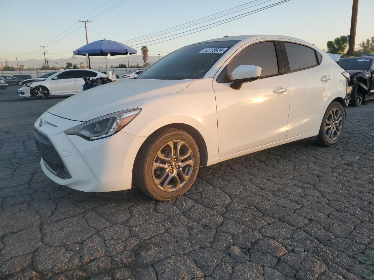 TOYOTA YARIS L 2019