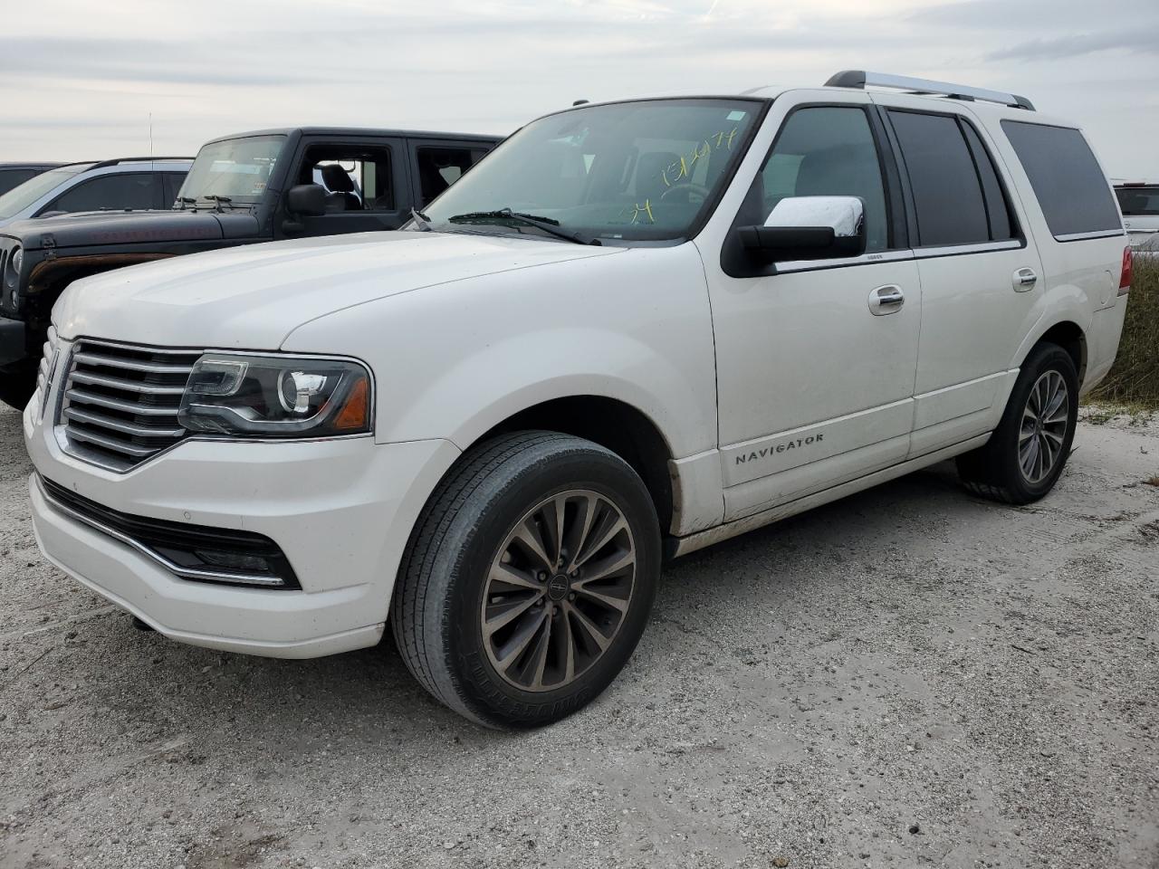 LINCOLN NAVIGATOR 2016