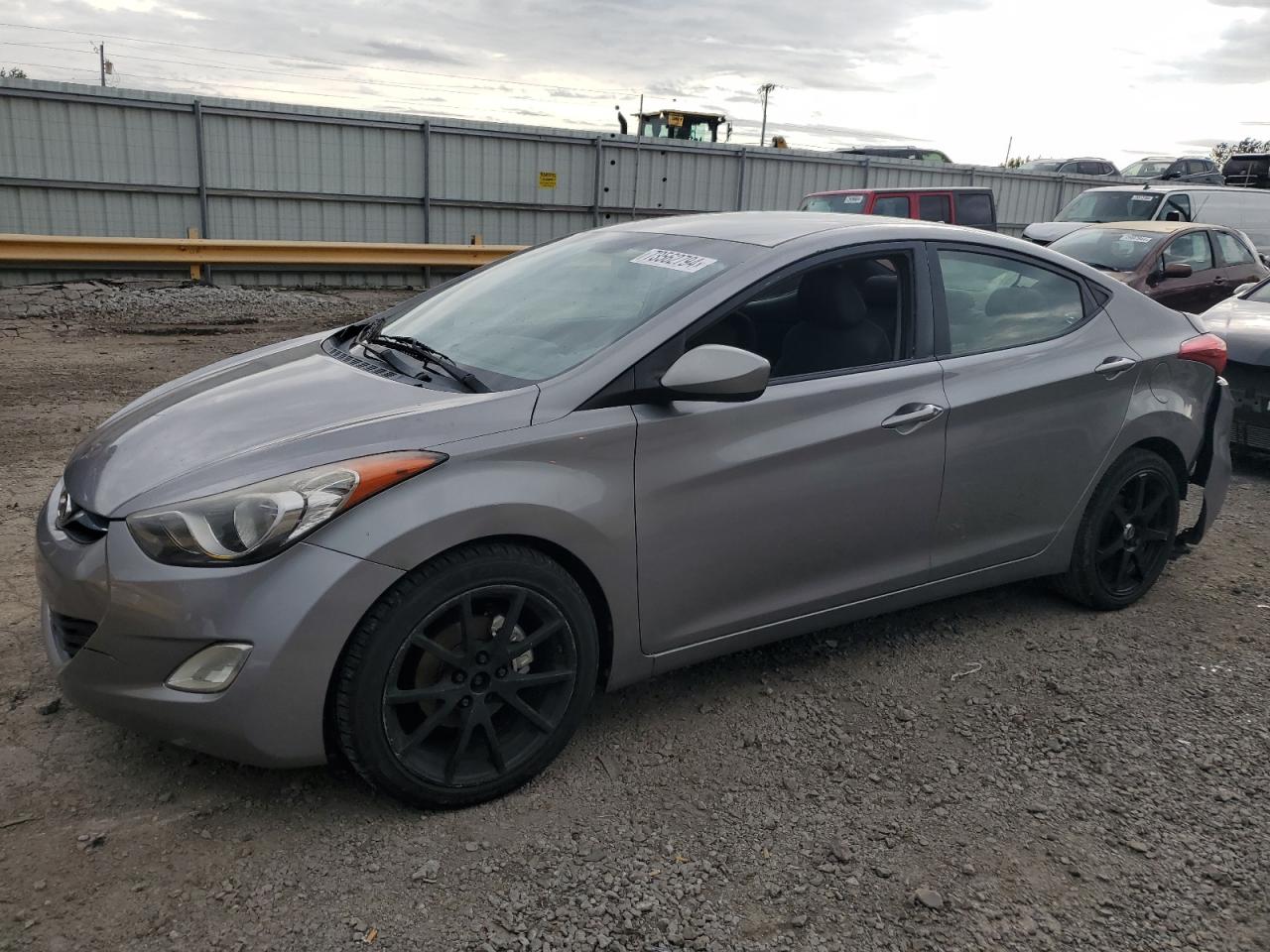 HYUNDAI ELANTRA GL 2012