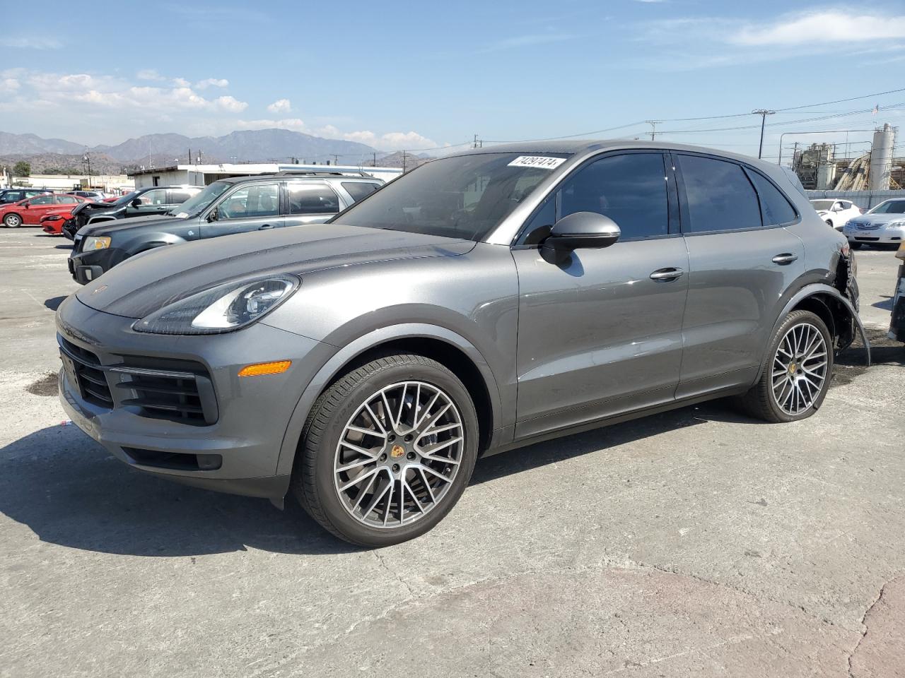 PORSCHE CAYENNE 2021