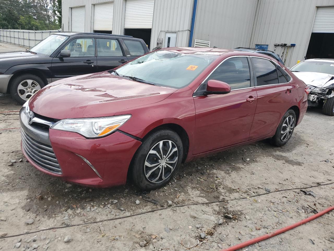 TOYOTA CAMRY LE 2015