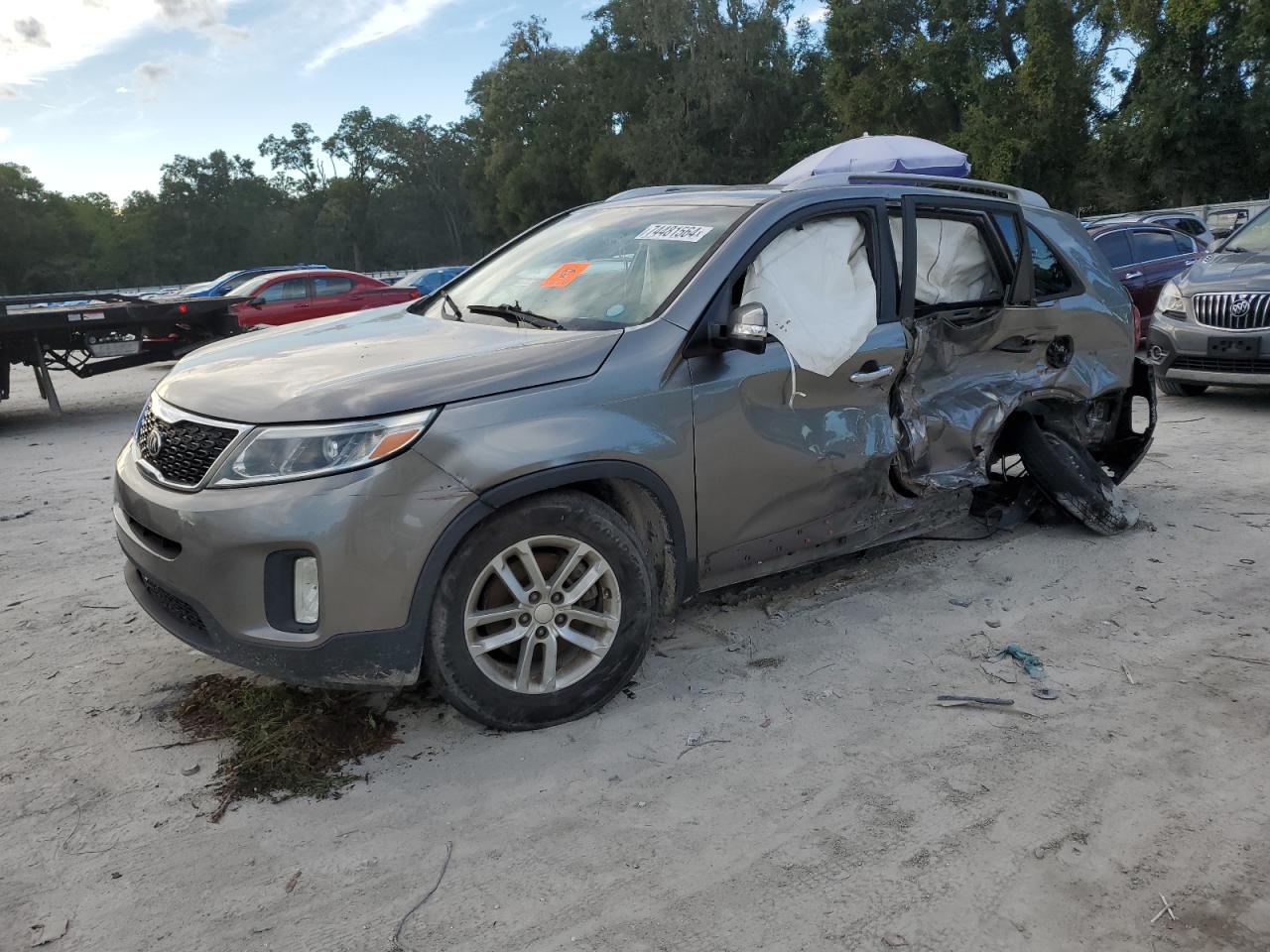 KIA SORENTO LX 2014
