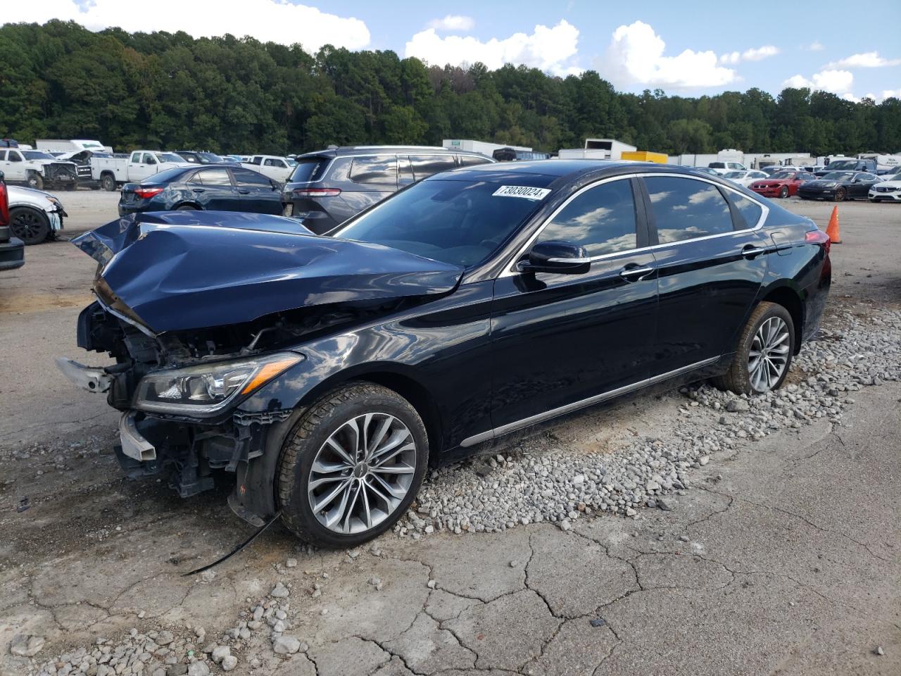 HYUNDAI GENESIS 3. 2016