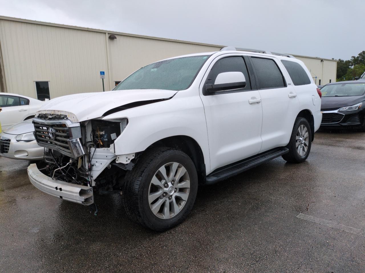 TOYOTA SEQUOIA SR 2018