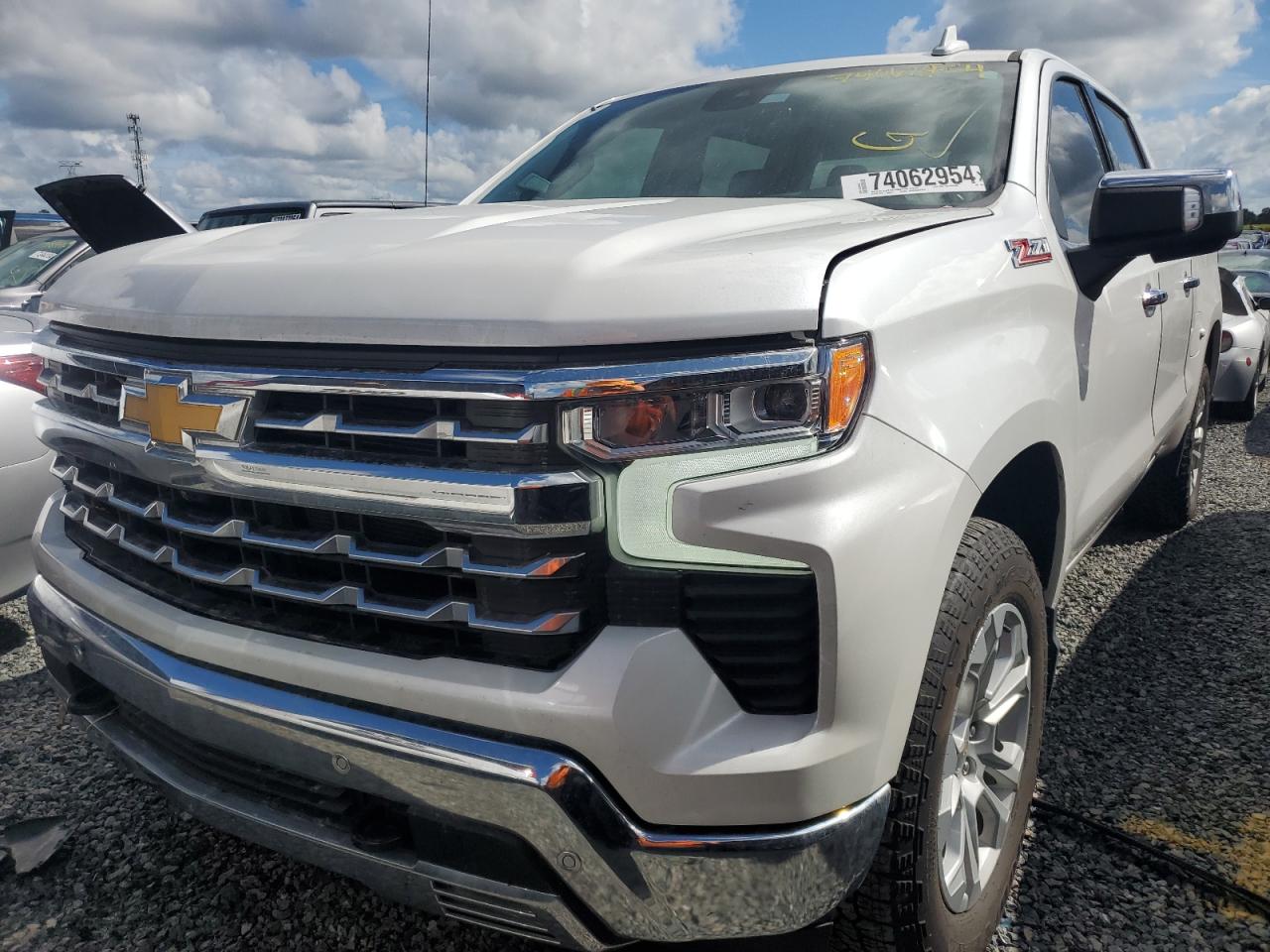 CHEVROLET SILVERADO 2023