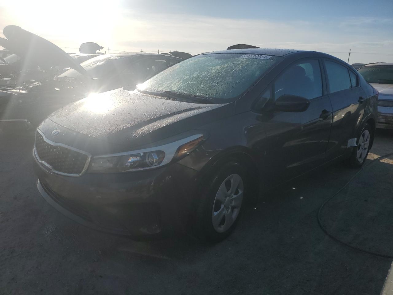 KIA FORTE LX 2017