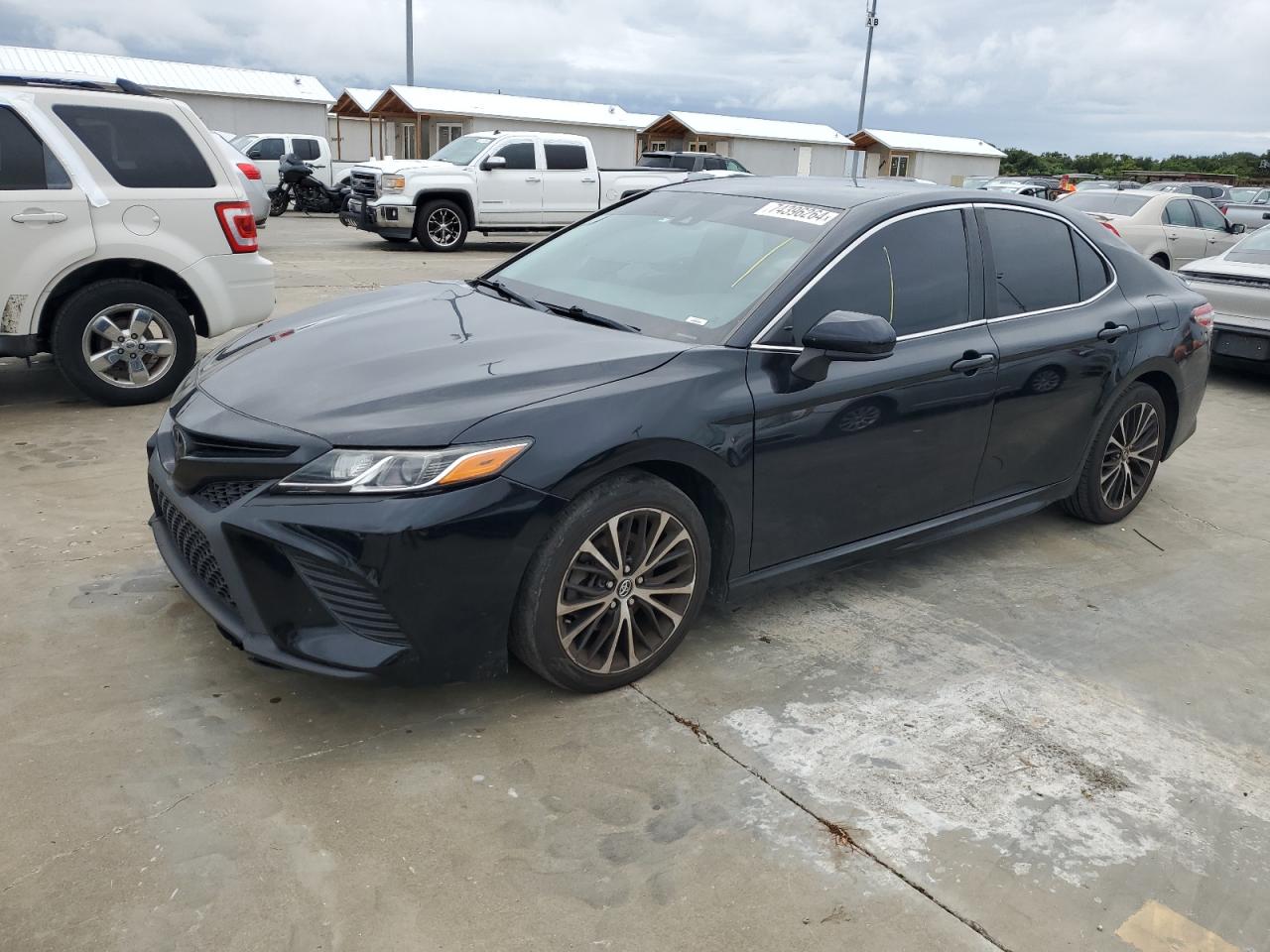 TOYOTA CAMRY SE 2020