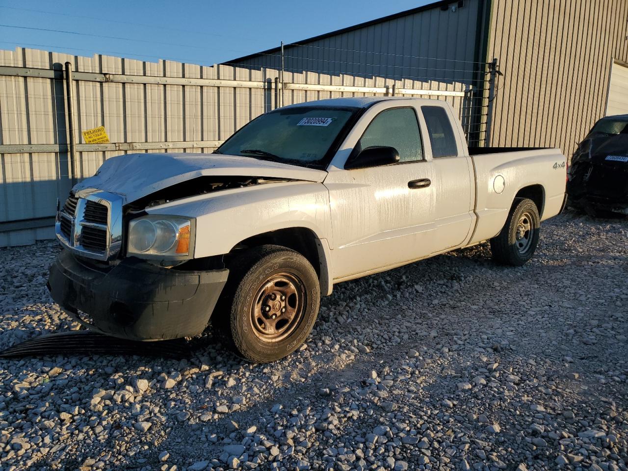 DODGE DAKOTA ST 2005