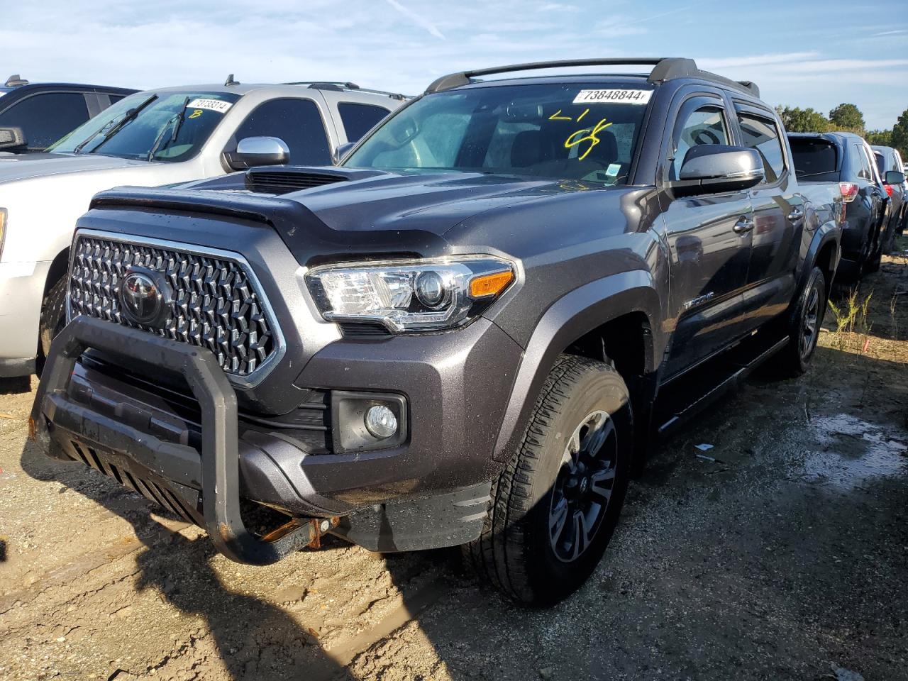 TOYOTA TACOMA DOU 2019