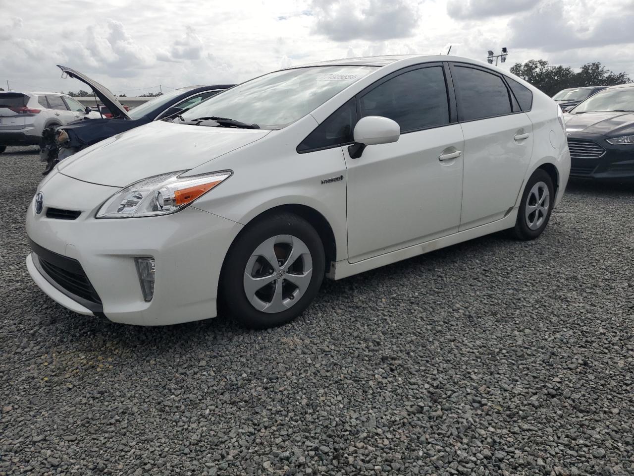 TOYOTA PRIUS 2014