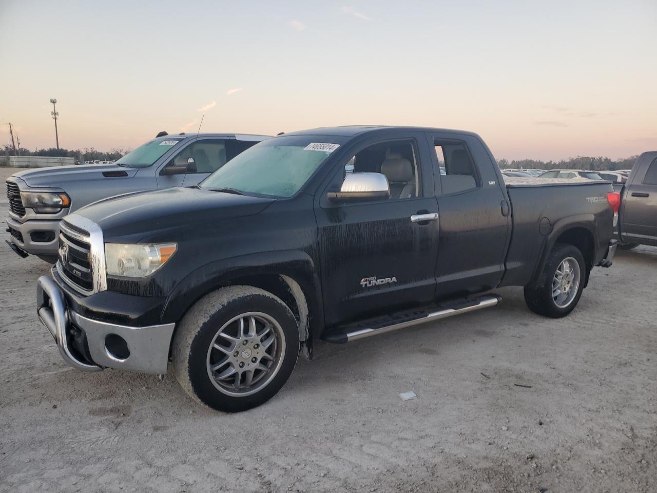 TOYOTA TUNDRA DOU 2012